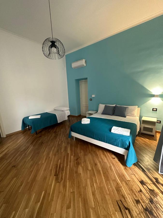 Carme Guest House Napels Buitenkant foto