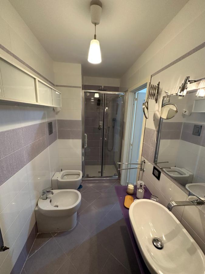 Carme Guest House Napels Buitenkant foto